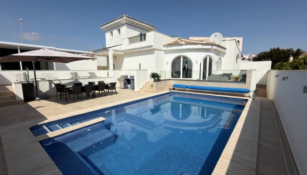 Villa - Reventa - Ciudad Quesada - Central Quesada