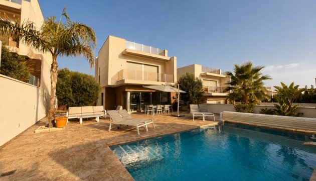 Villa - Reventa - San Miguel de Salinas - San Miguel de Salinas