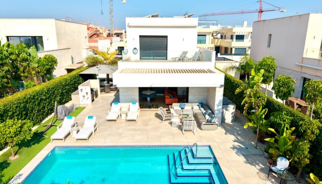 Villa - Revente - Los Montesinos - La Herrada