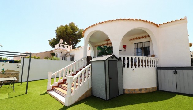 Villa - Revente - Orihuela Costa - Villamartín