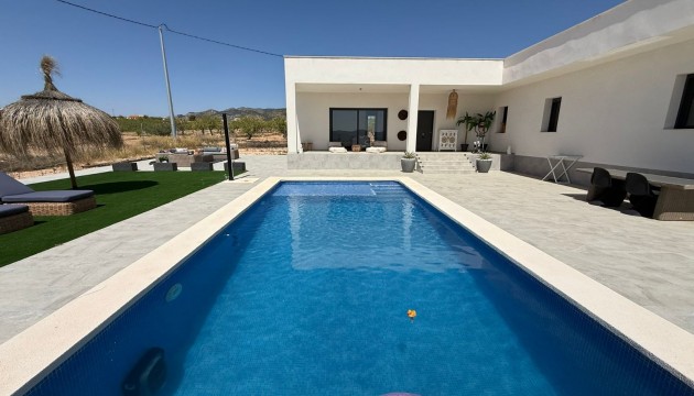 Villa - Revente - Pinoso - Pinoso