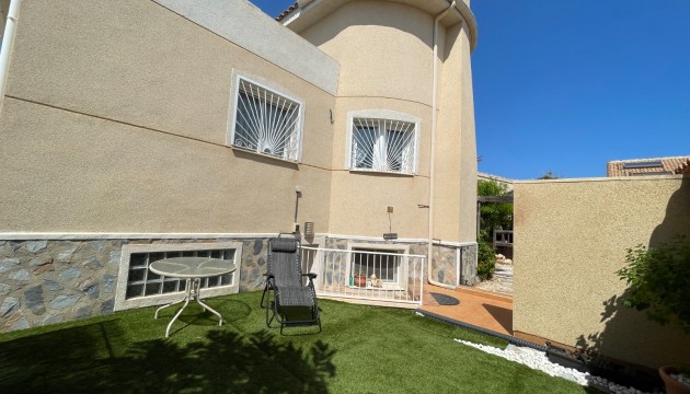 Villa - Wiederverkauf - Rojales - Rojales