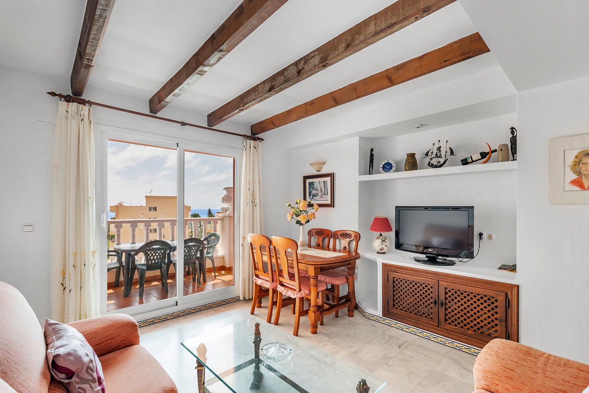 Wiederverkauf - 1. Apartment / flat -
Torrevieja - Playa de los locos