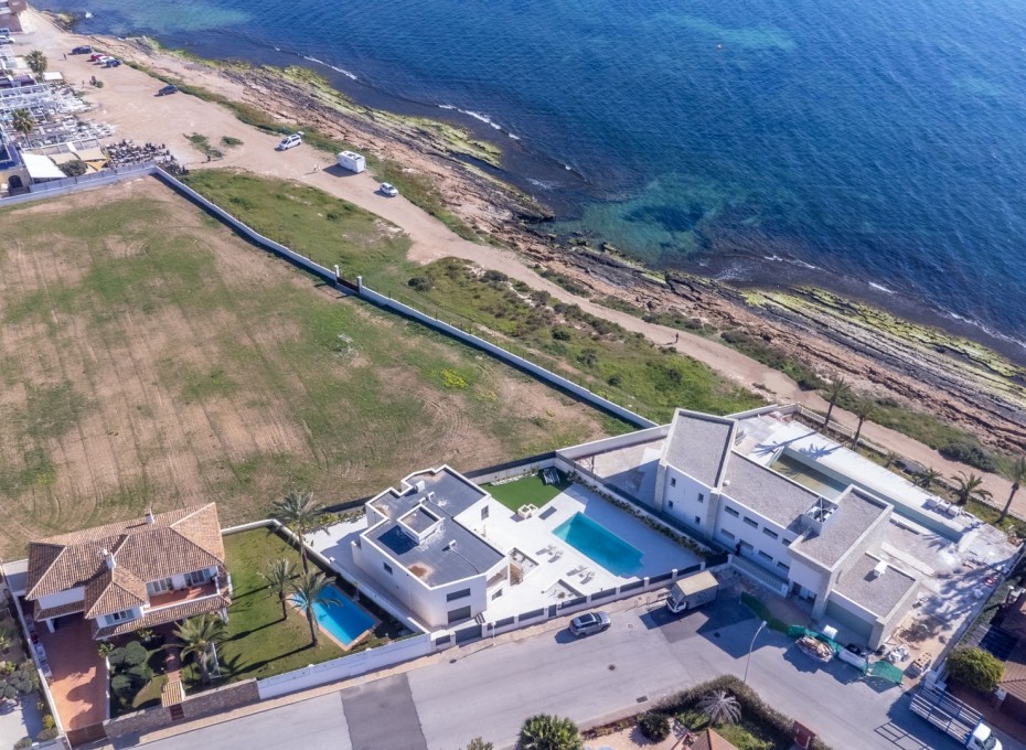 Wiederverkauf - 3. Detached house -
Torrevieja - Costa Blanca South