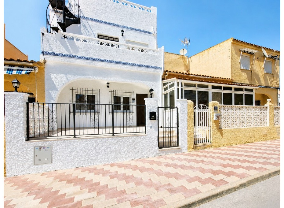 Wiederverkauf - Adosado -
San Fulgencio - La Marina