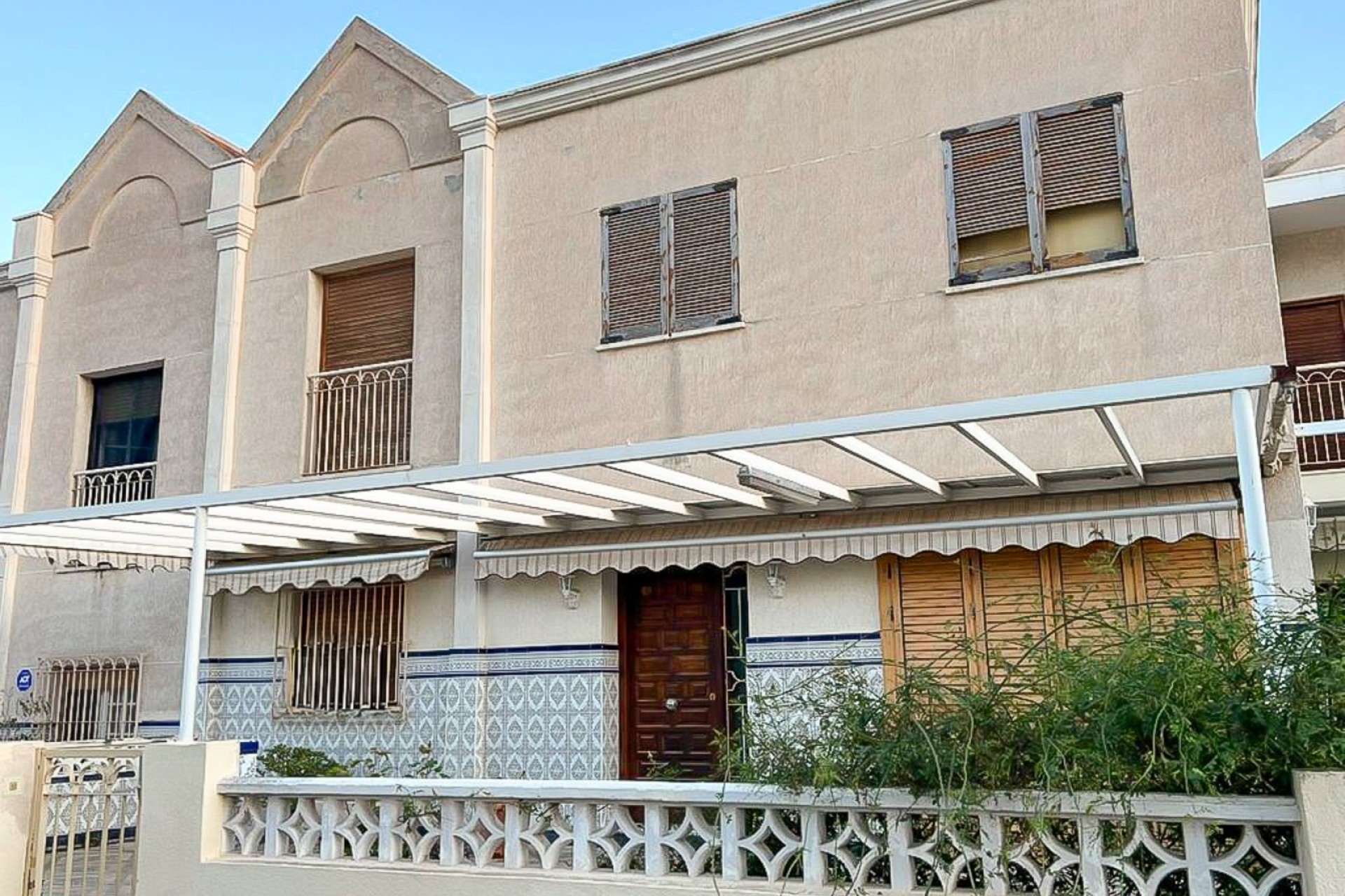 Wiederverkauf - Adosado -
Santa Pola