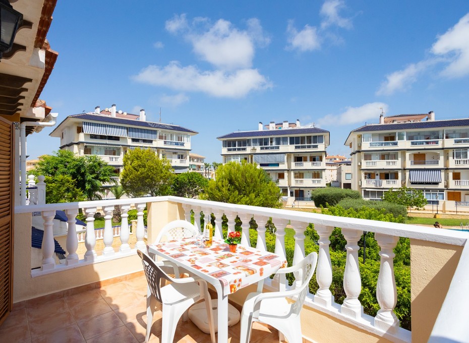 Wiederverkauf - Apartamento -
La Mata - Playa