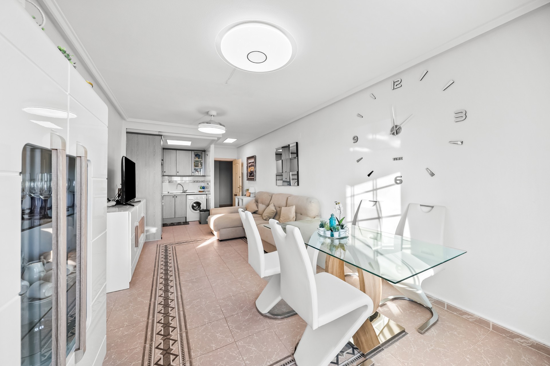 Wiederverkauf - Apartamento -
Torrevieja - La Mata