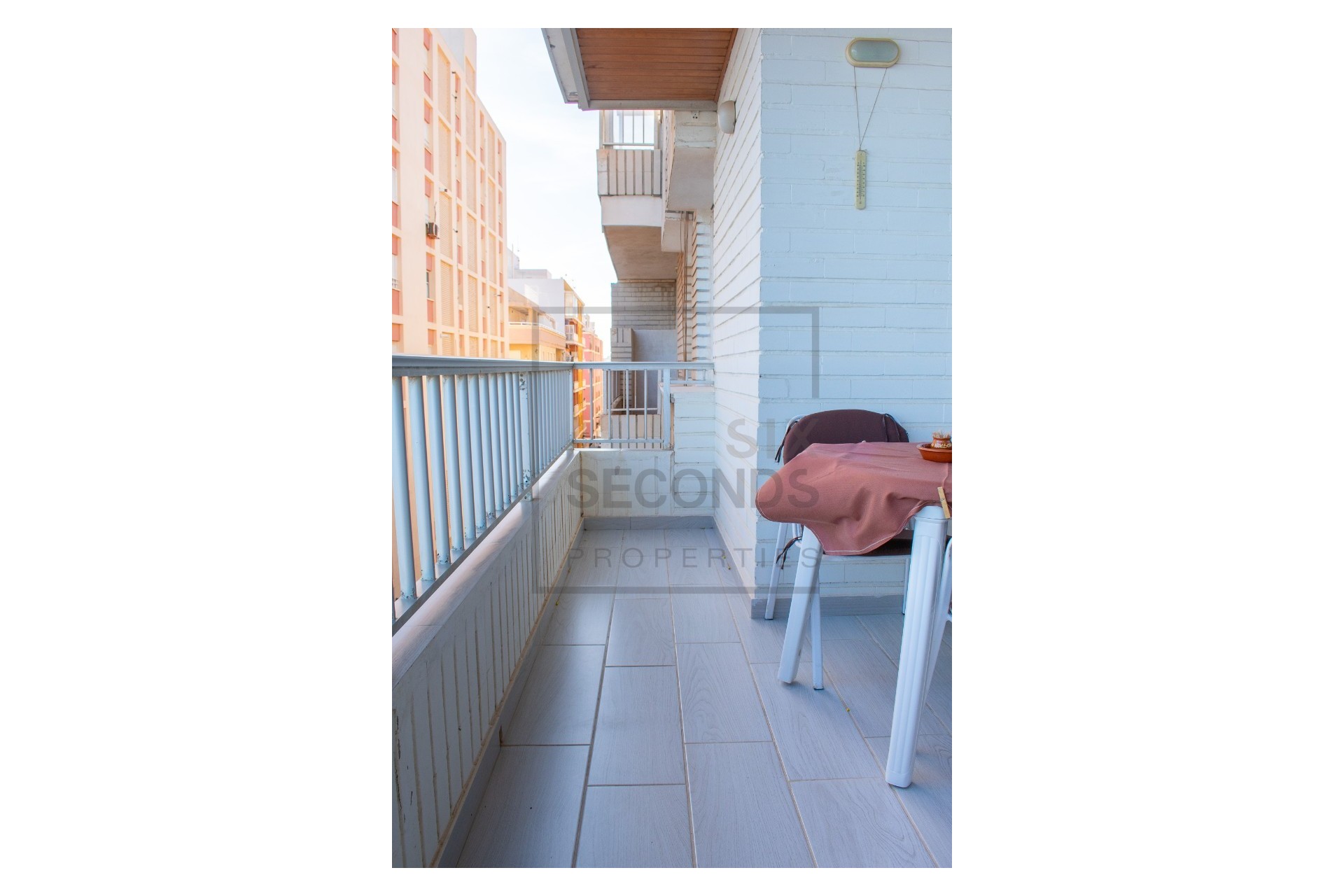 Wiederverkauf - Apartamento -
Torrevieja - Playa del Cura