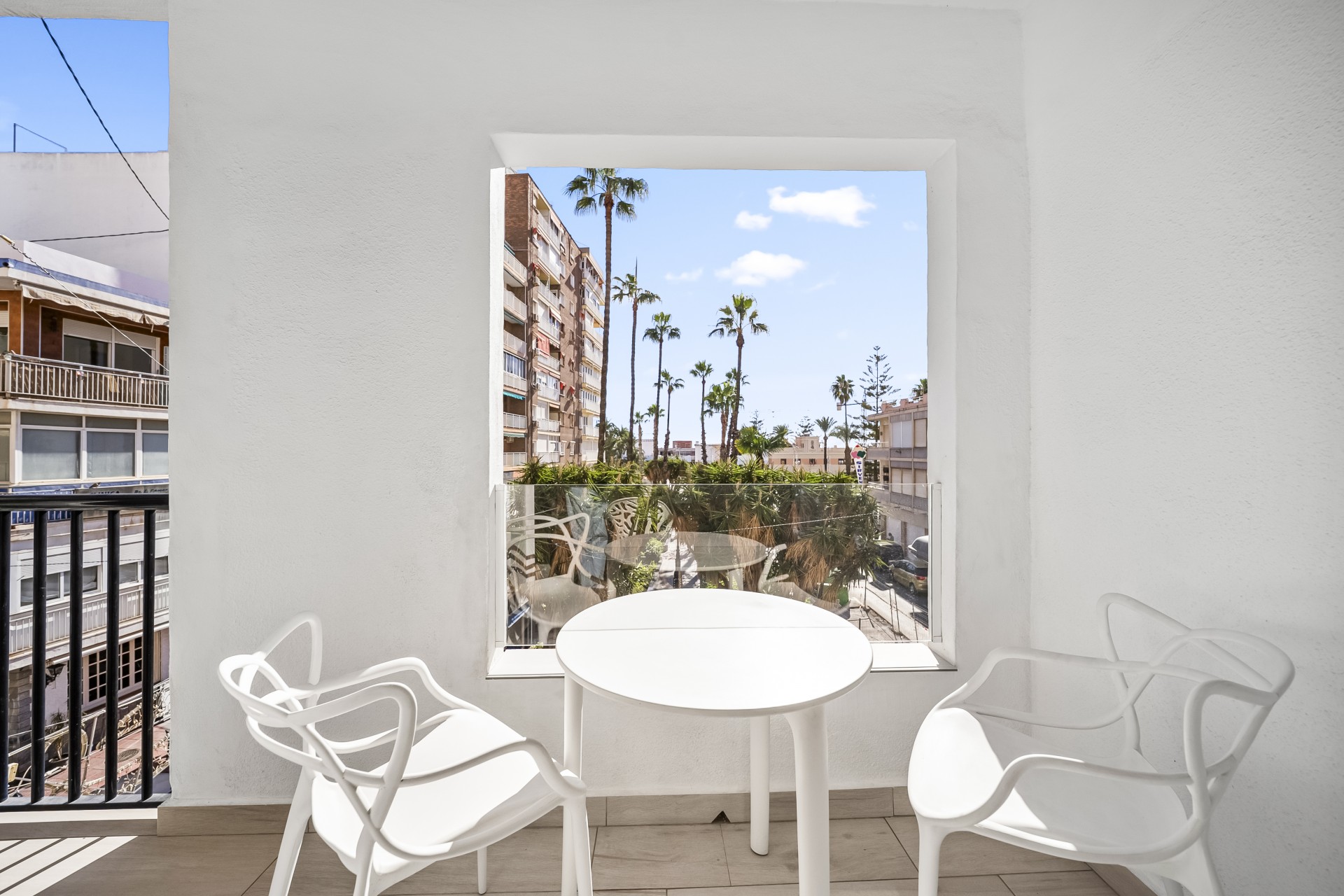 Wiederverkauf - Apartamento -
Torrevieja - Puerto