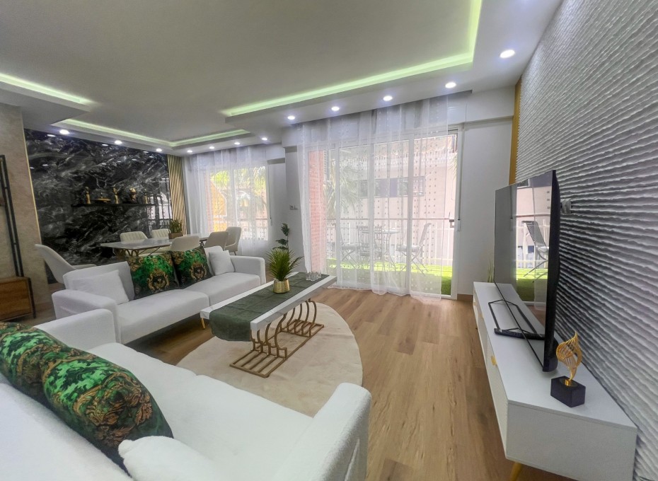Wiederverkauf - Apartamento -
Torrevieja