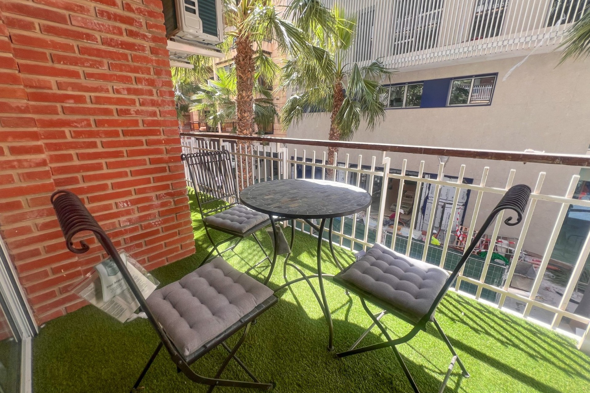 Wiederverkauf - Apartamento -
Torrevieja