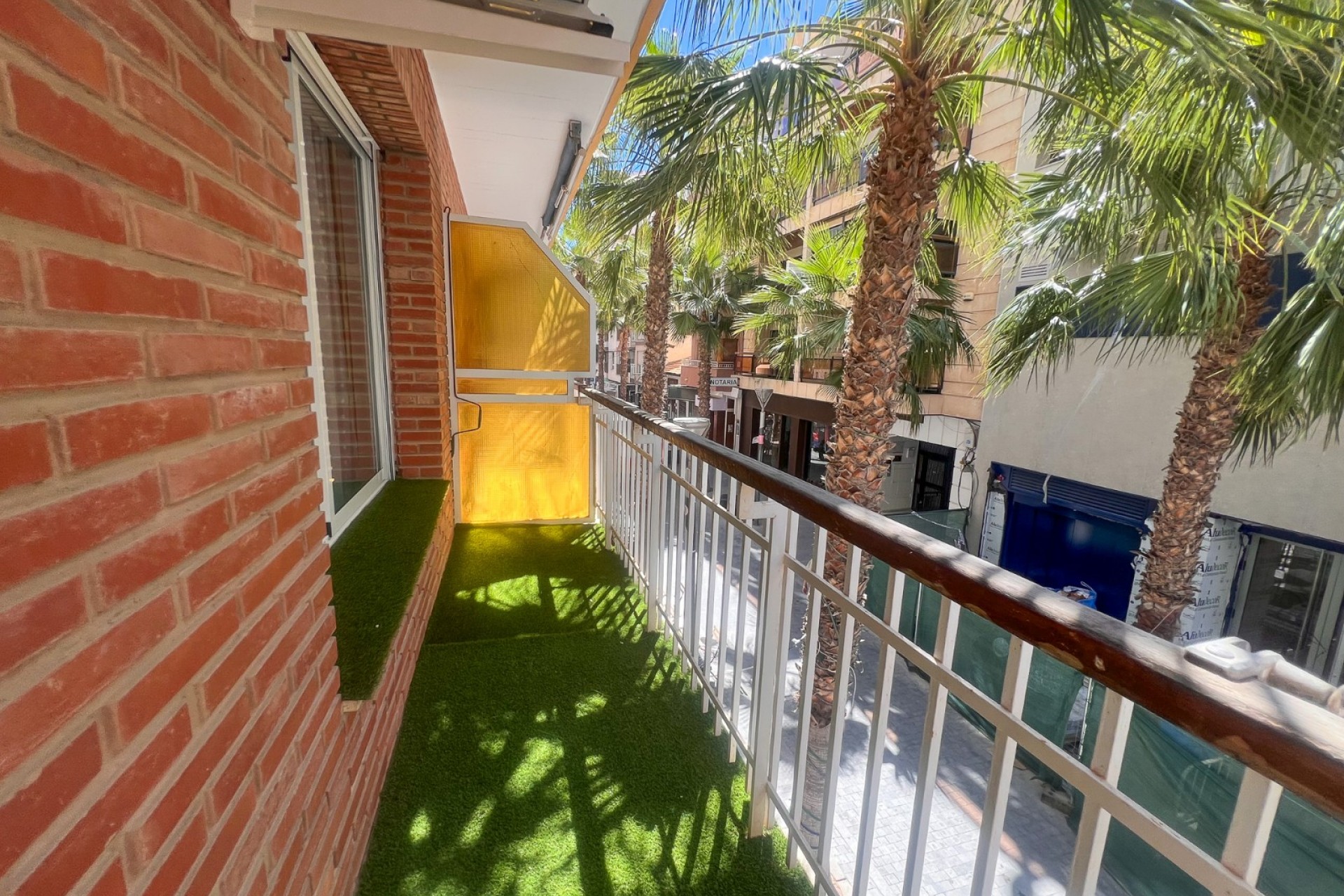 Wiederverkauf - Apartamento -
Torrevieja