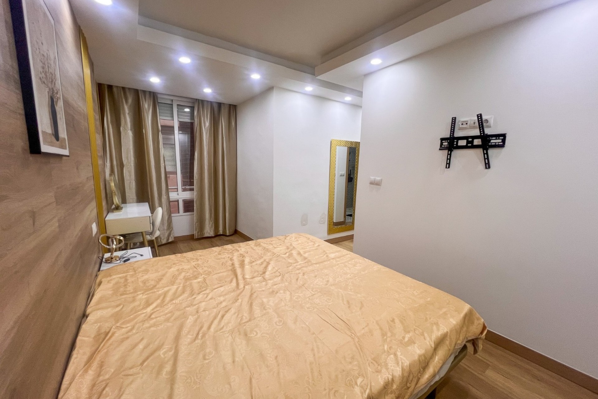 Wiederverkauf - Apartamento -
Torrevieja