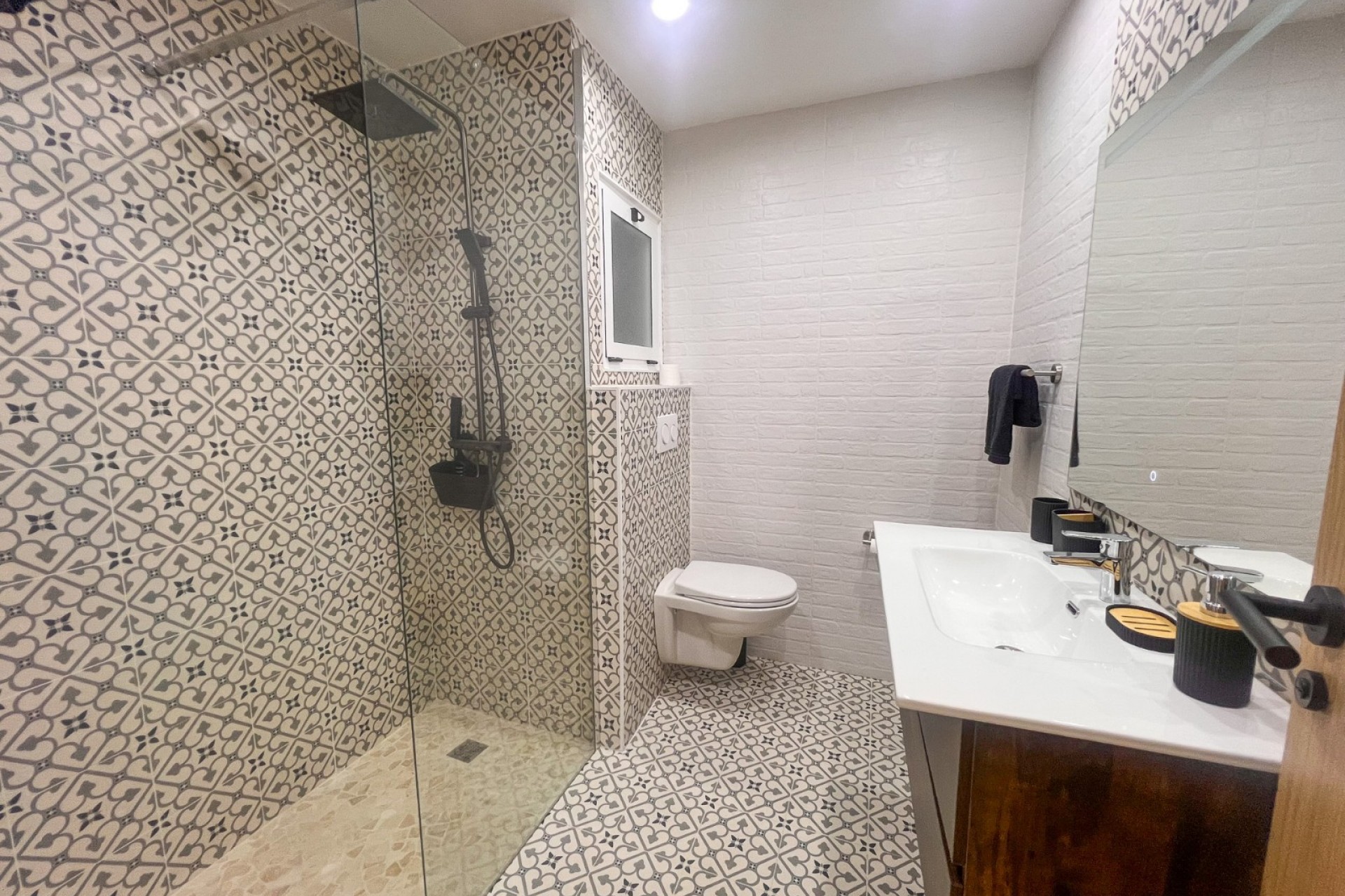 Wiederverkauf - Apartamento -
Torrevieja