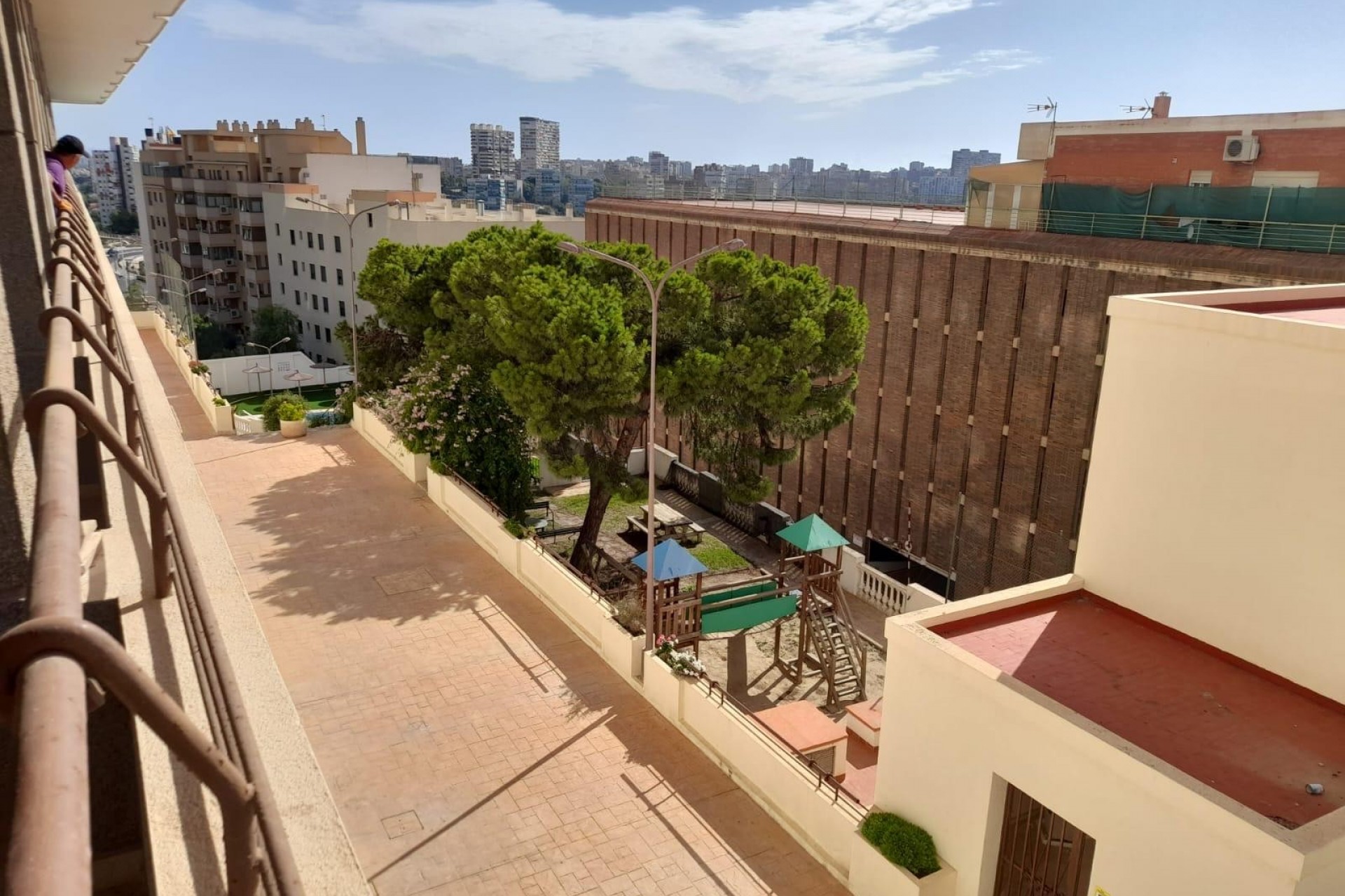 Wiederverkauf - Apartment -
Alicante