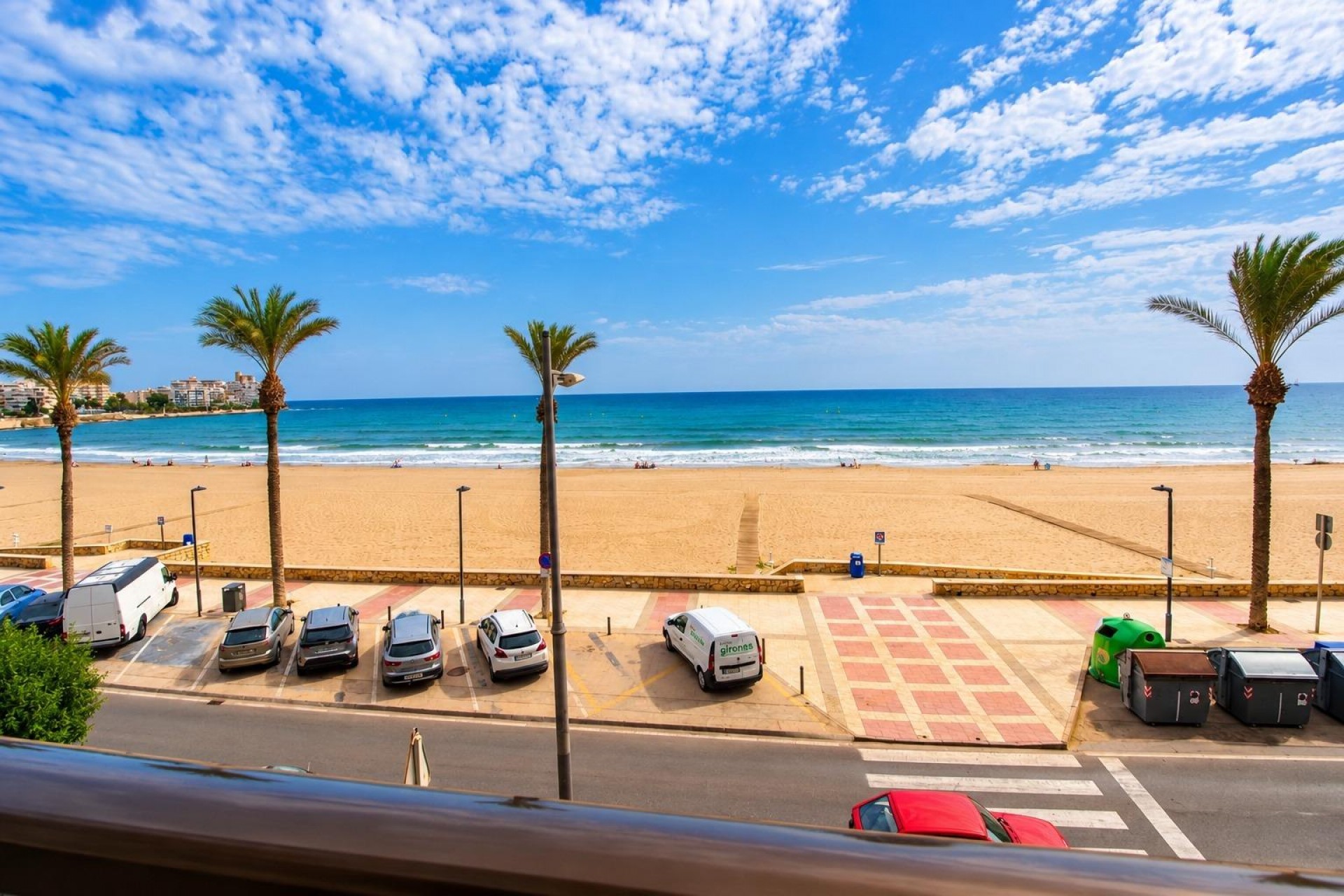 Wiederverkauf - Apartment -
El Campello - Playa Muchavista