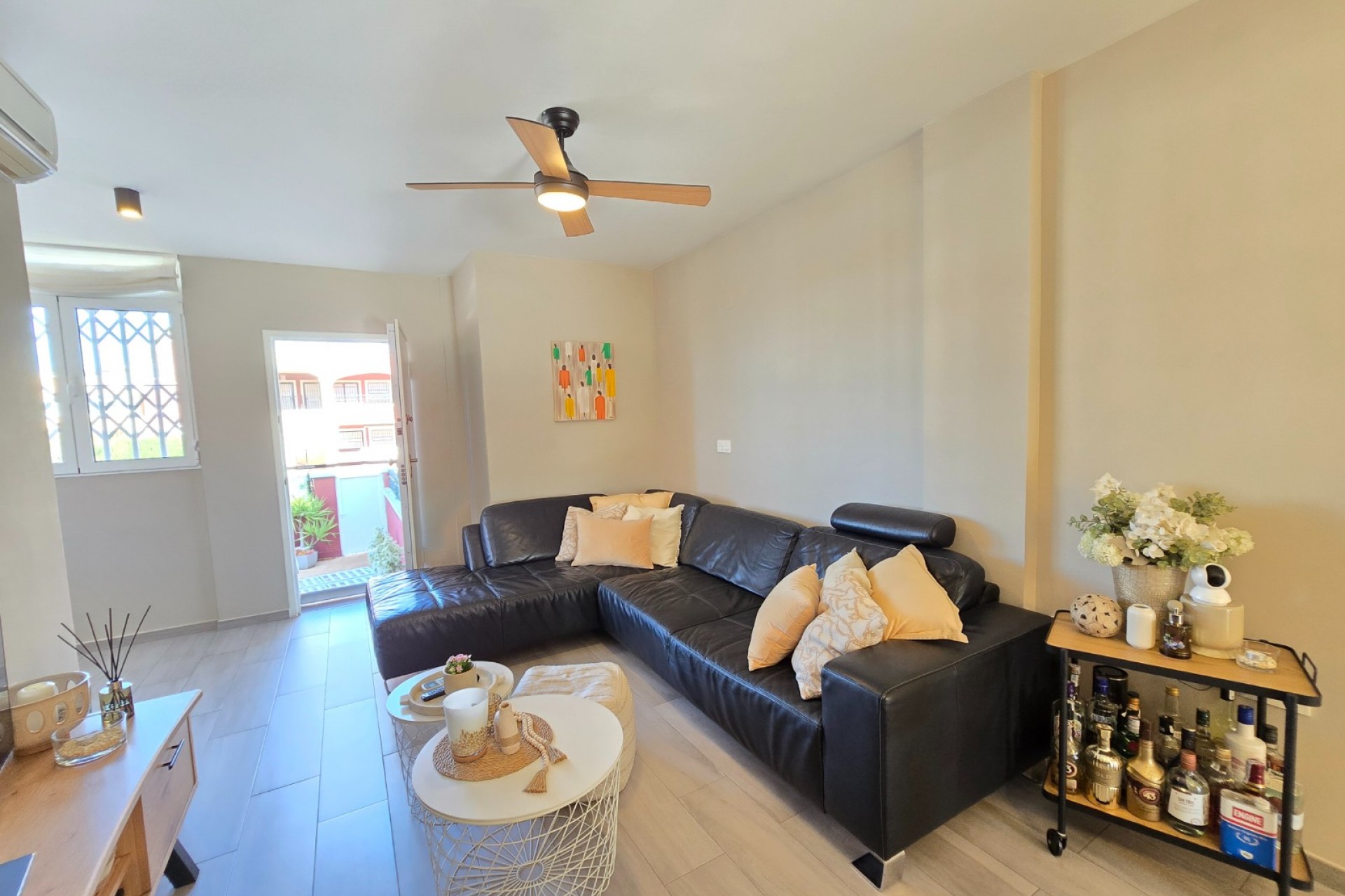 Wiederverkauf - Apartment / Flat * -
Orihuela Costa * - Los Altos *