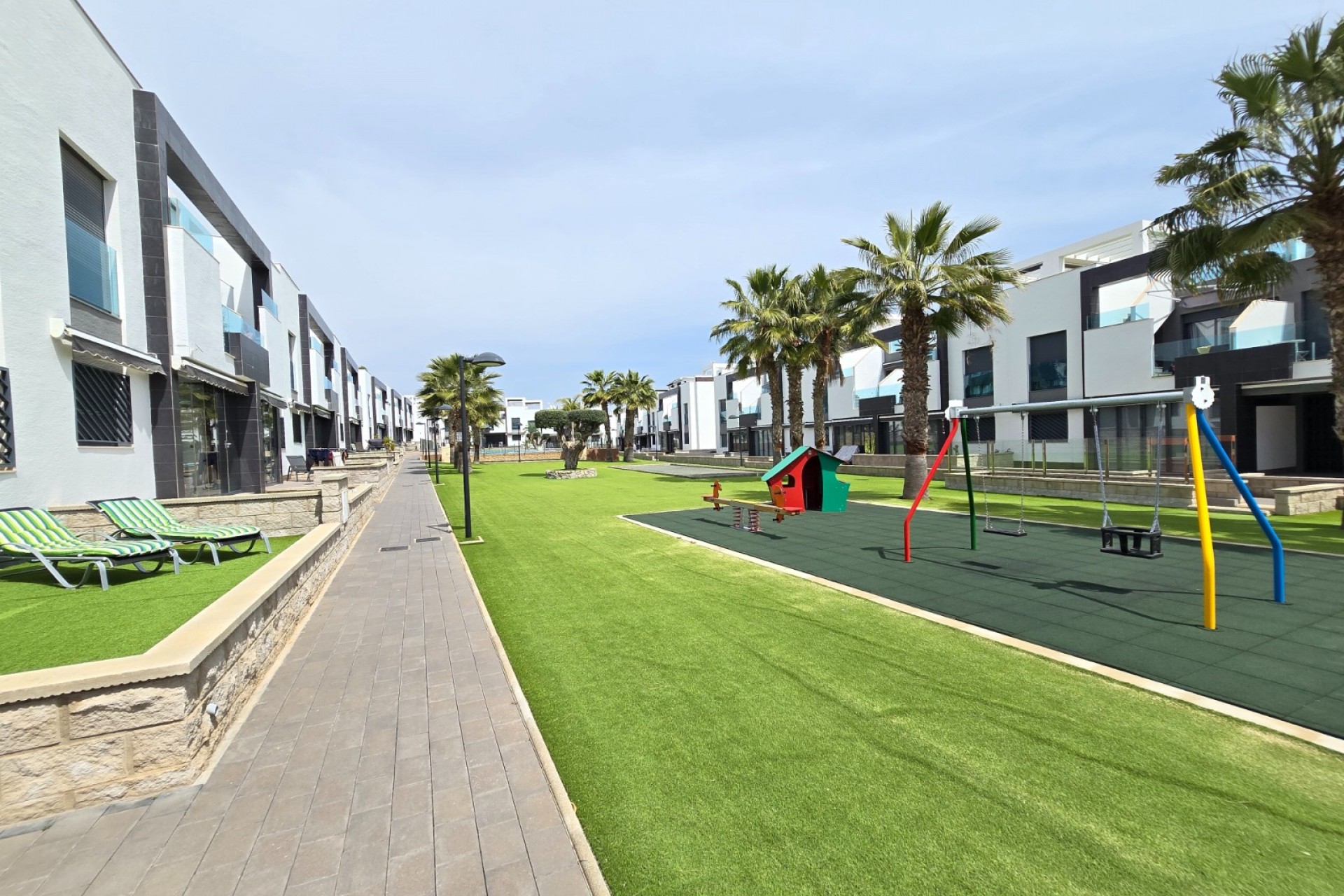 Wiederverkauf - Apartment / Flat * -
Orihuela Costa * - Punta Prima *