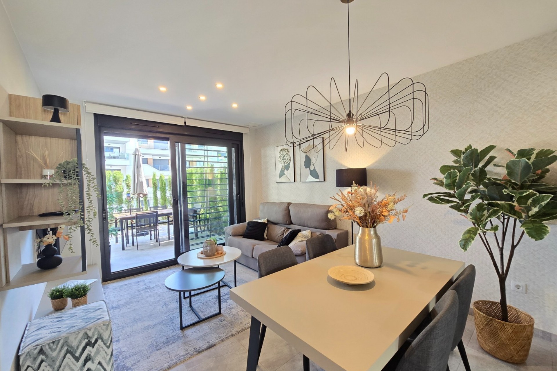 Wiederverkauf - Apartment / Flat * -
Orihuela Costa - Villamartín *