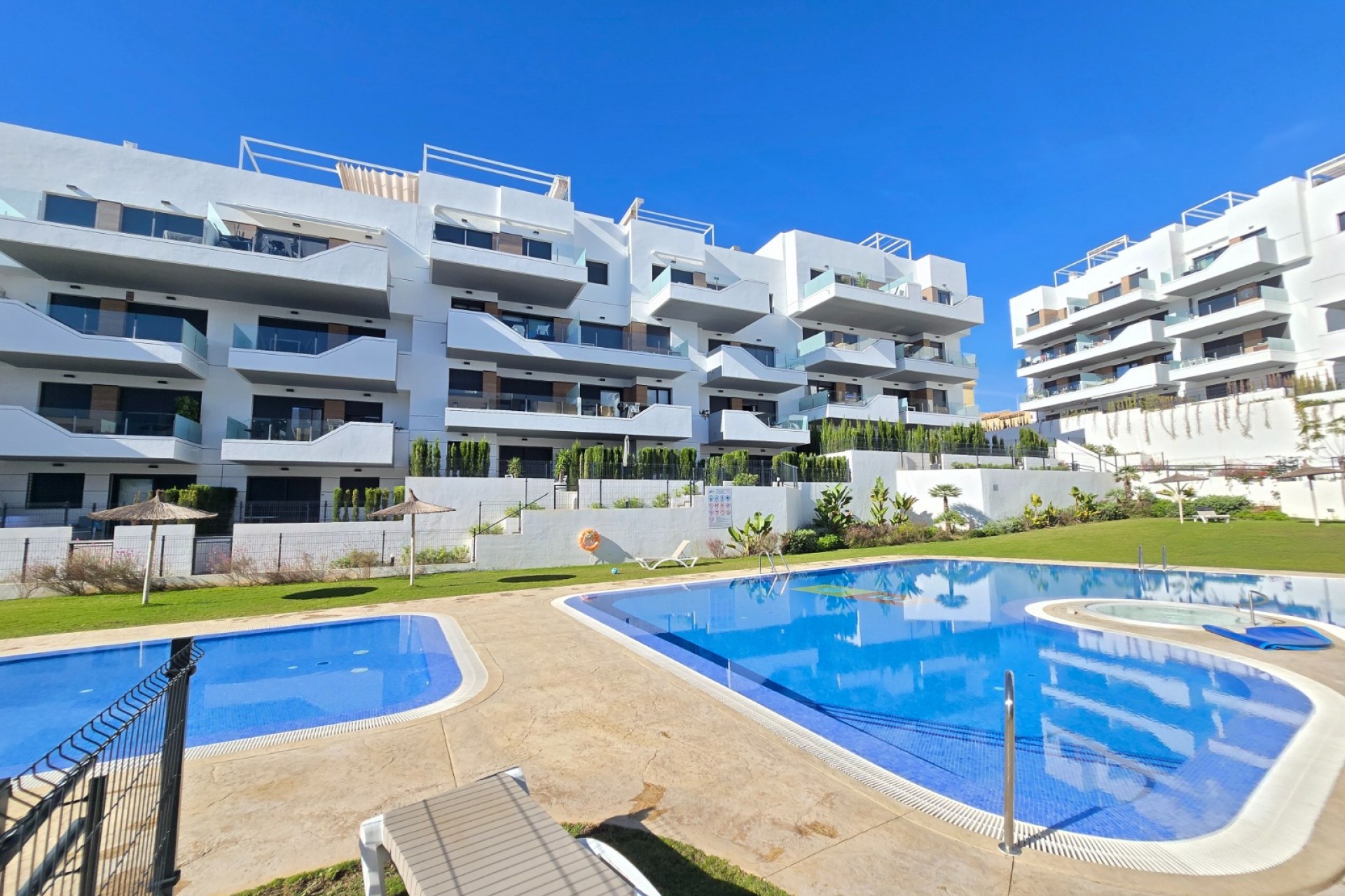 Wiederverkauf - Apartment / Flat * -
Orihuela Costa * - Villamartín *