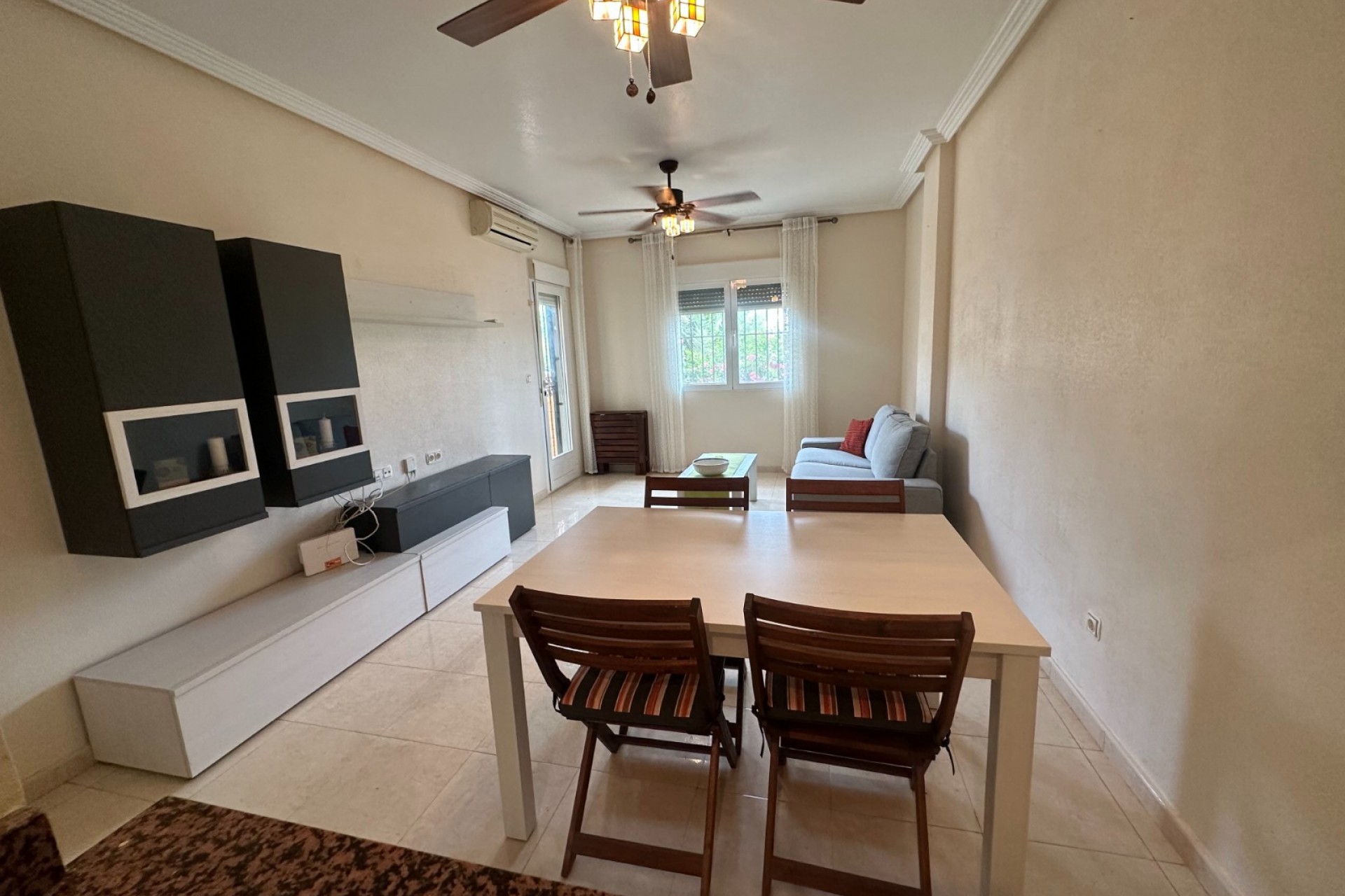 Wiederverkauf - Apartment -
Jacarilla