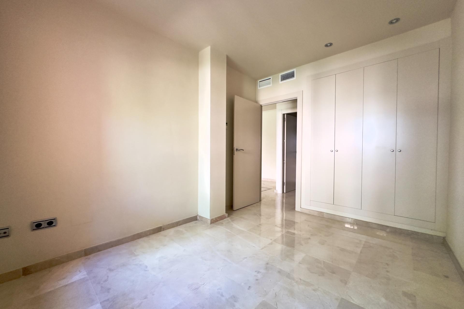Wiederverkauf - Apartment -
Los Alcázares - Punta Calera