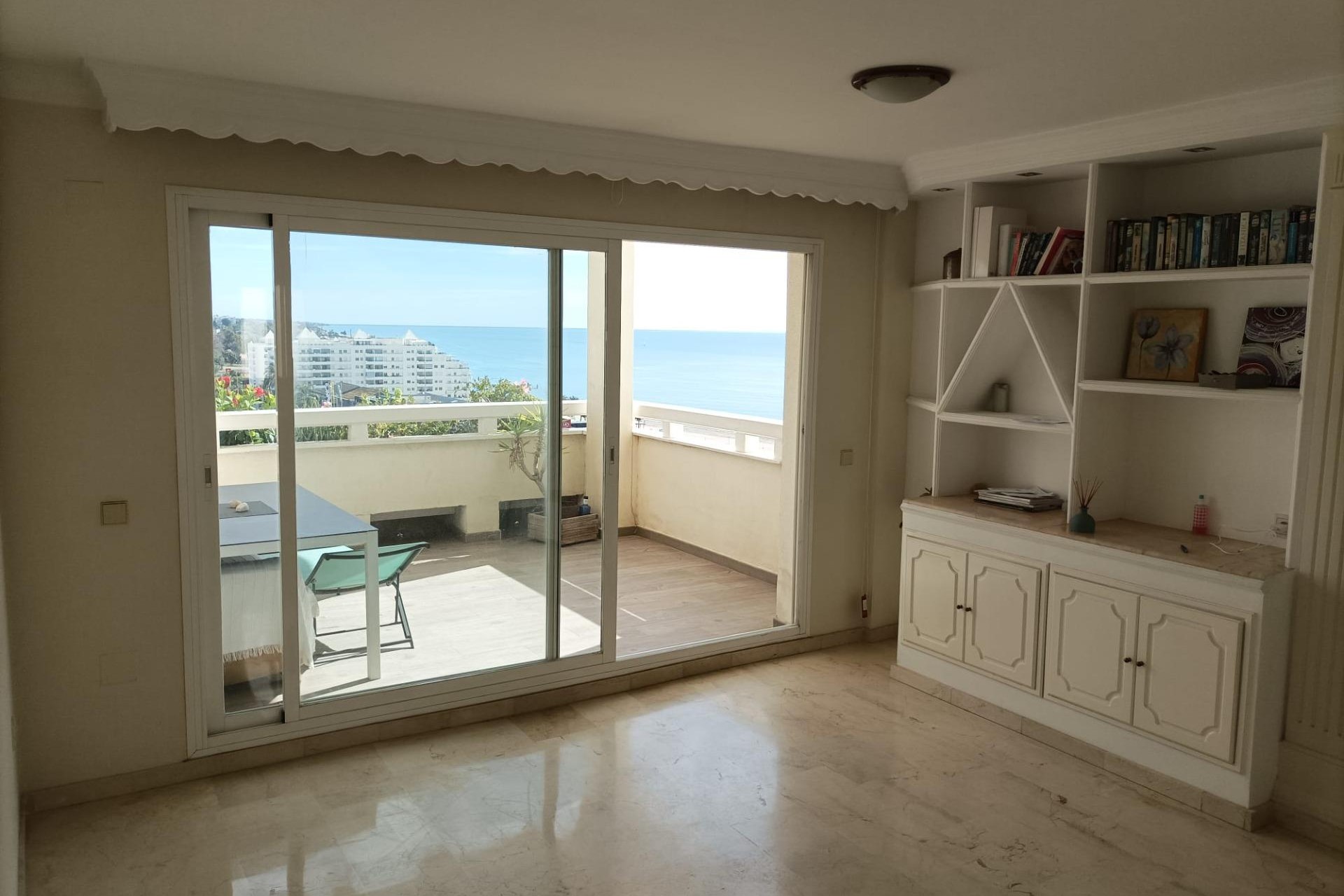 Wiederverkauf - Apartment -
Marbella - Marbella Este