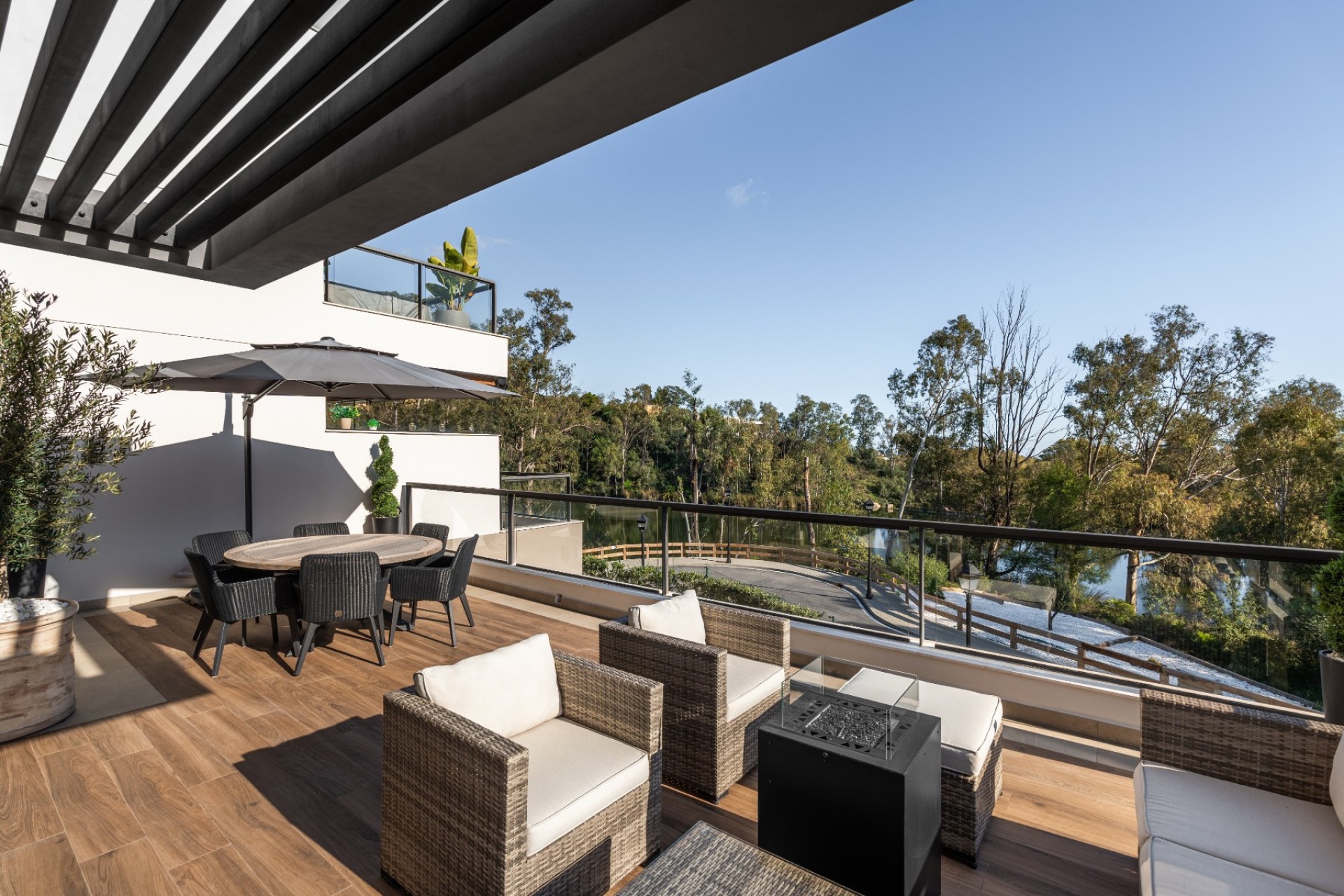 Wiederverkauf - Apartment -
Marbella - Nueva Andalucía