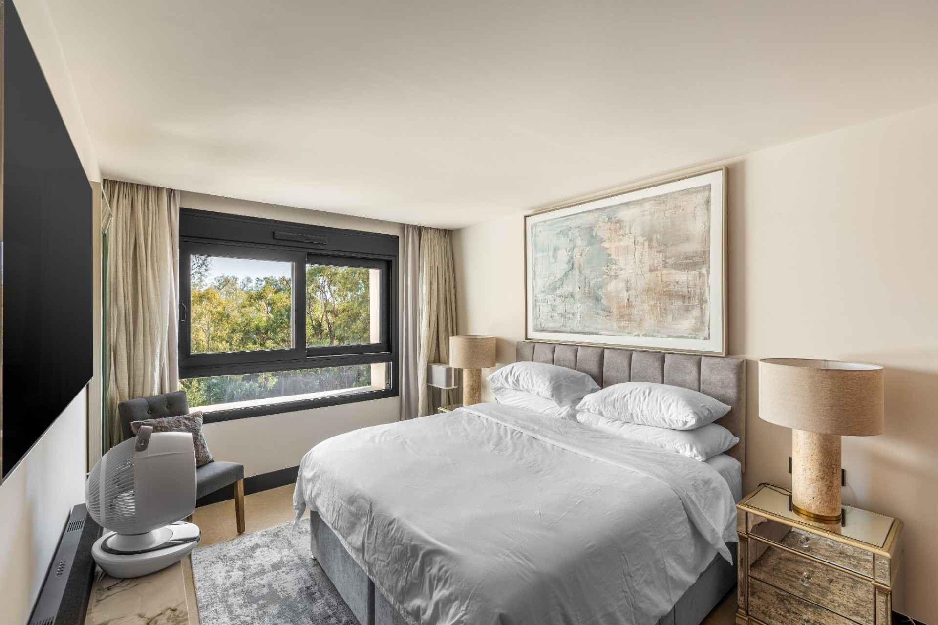 Wiederverkauf - Apartment -
Marbella - Nueva Andalucía