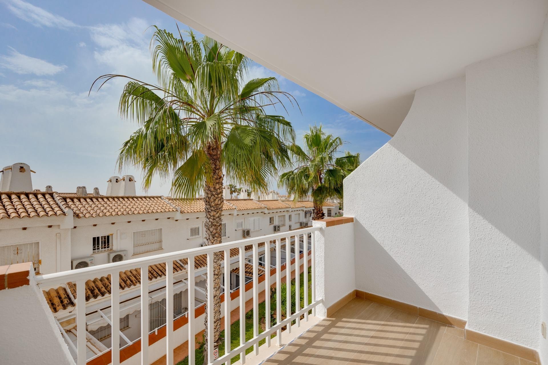 Wiederverkauf - Apartment -
Orihuela Costa - Campoamor