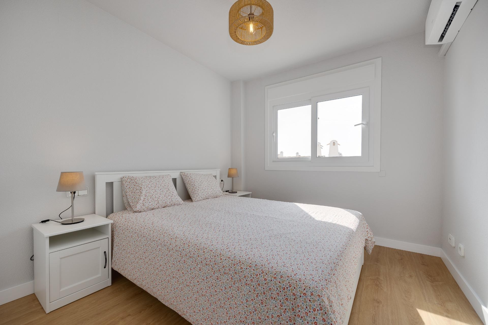 Wiederverkauf - Apartment -
Orihuela Costa - Campoamor