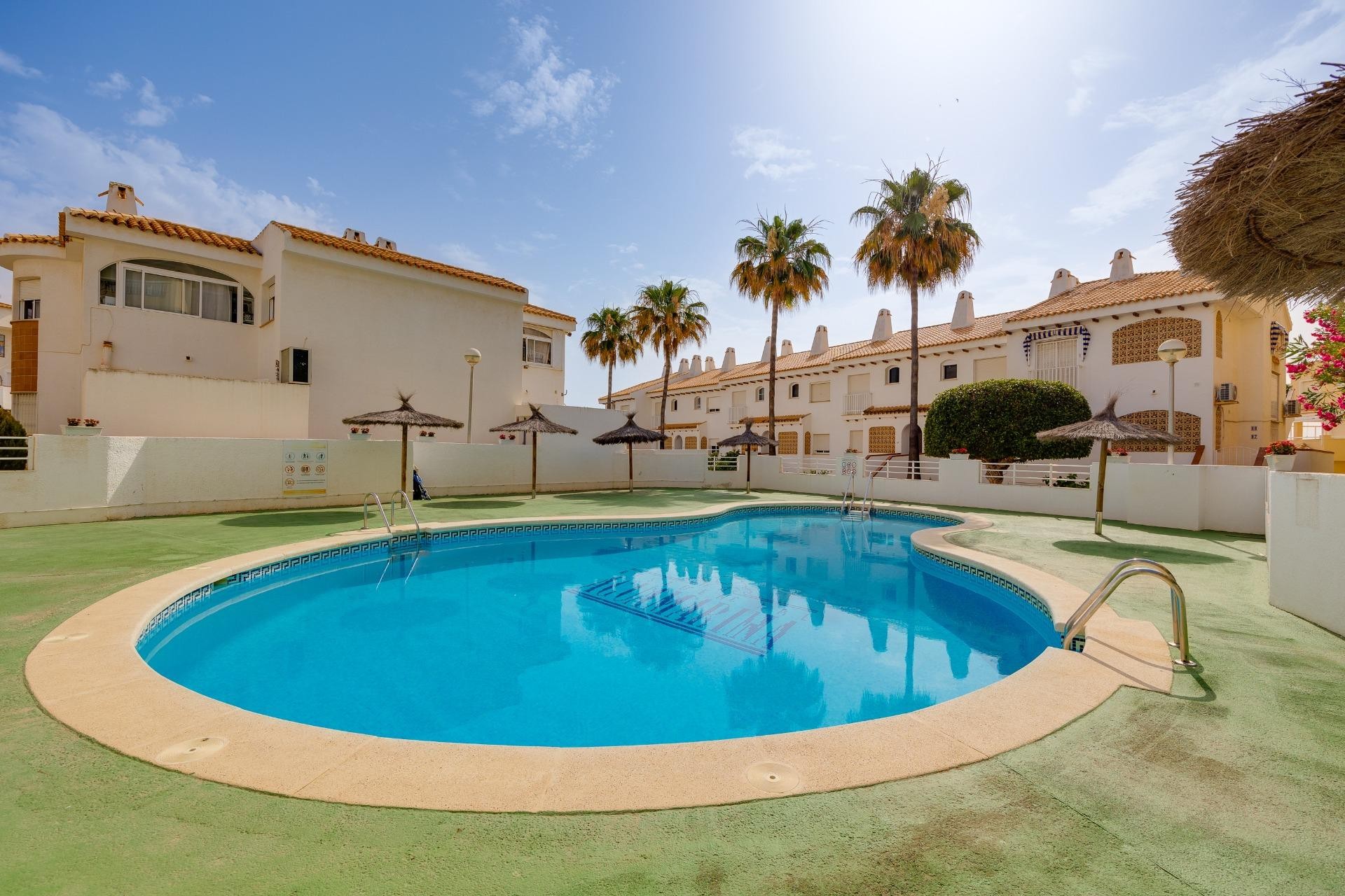 Wiederverkauf - Apartment -
Orihuela Costa - Campoamor