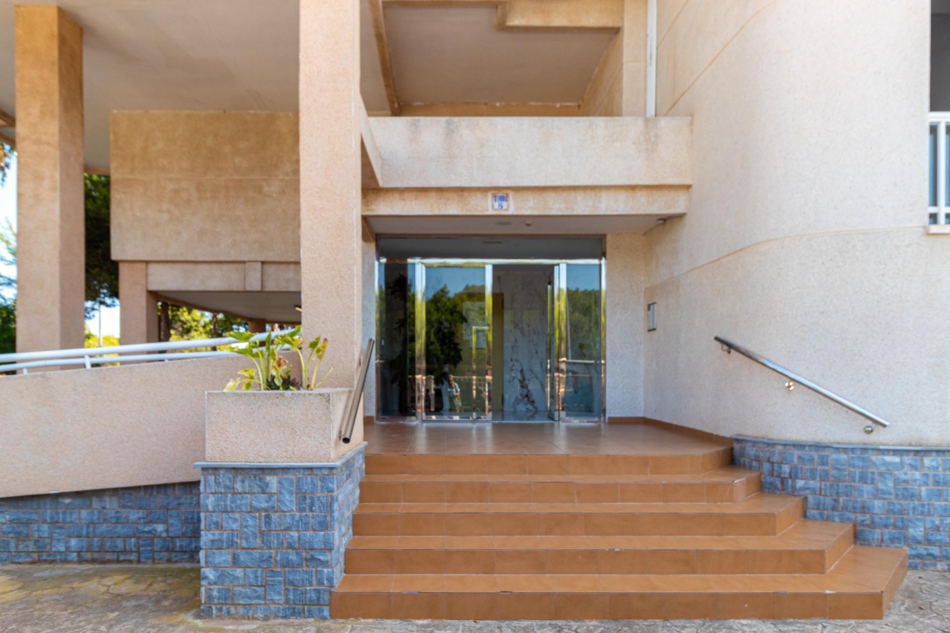 Wiederverkauf - Apartment -
Orihuela Costa - Campoamor