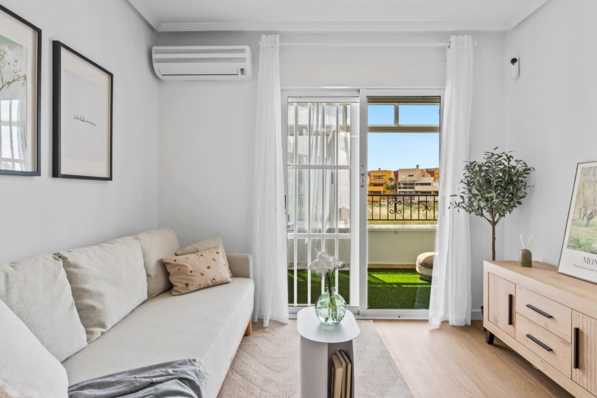 Wiederverkauf - Apartment -
Orihuela Costa - La Florida