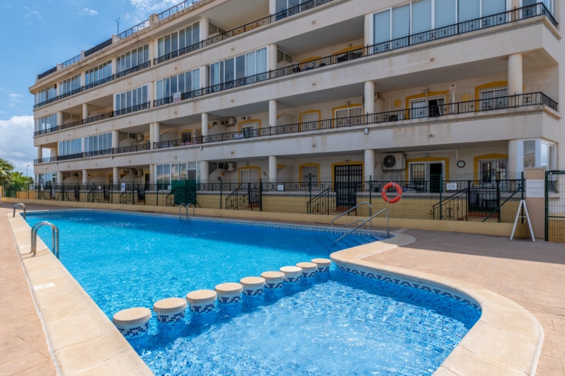 Wiederverkauf - Apartment -
Orihuela Costa - La Florida