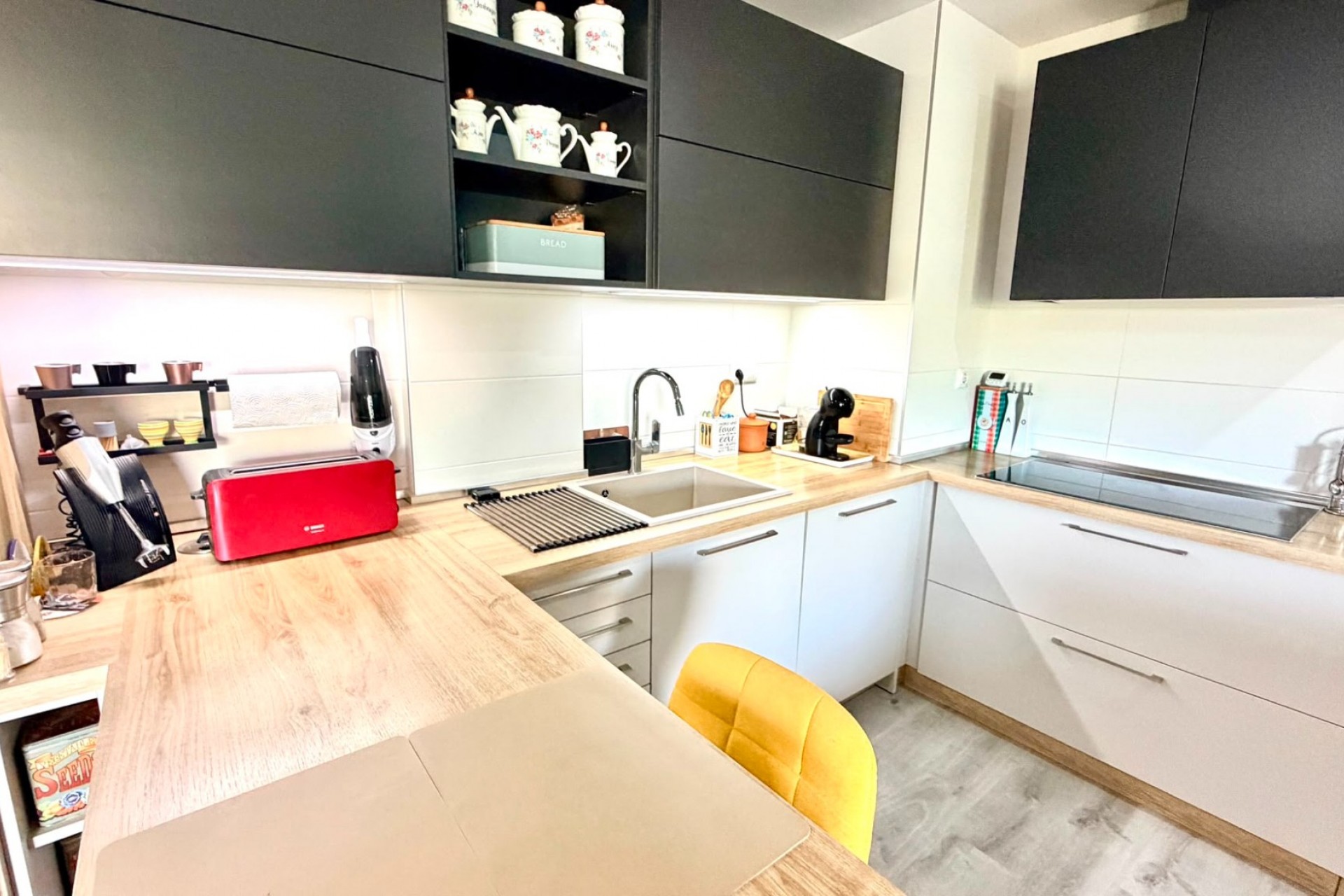 Wiederverkauf - Apartment -
Orihuela Costa - La Zenia