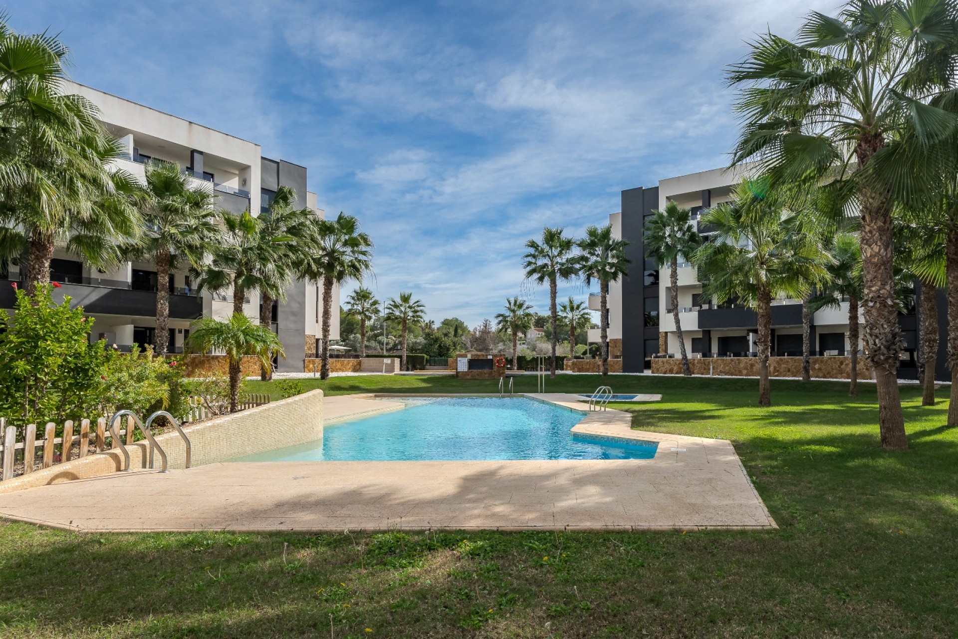 Wiederverkauf - Apartment -
Orihuela Costa - Los Altos
