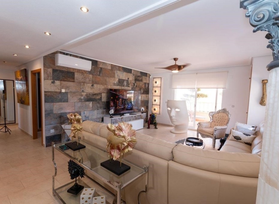 Wiederverkauf - Apartment -
Orihuela Costa - Los Dolses