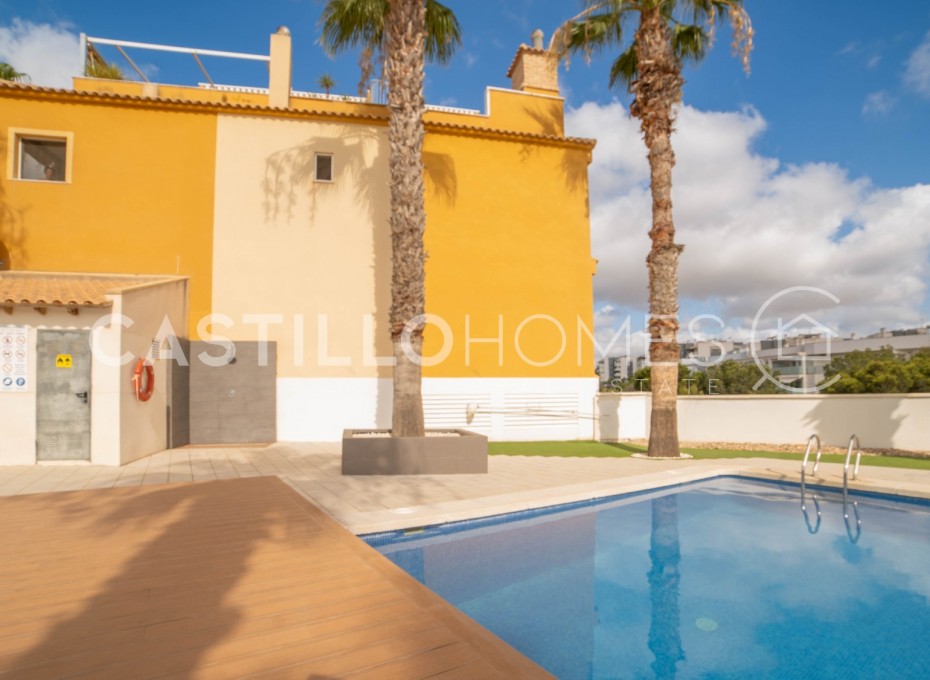 Wiederverkauf - Apartment -
Orihuela Costa - Los Dolses