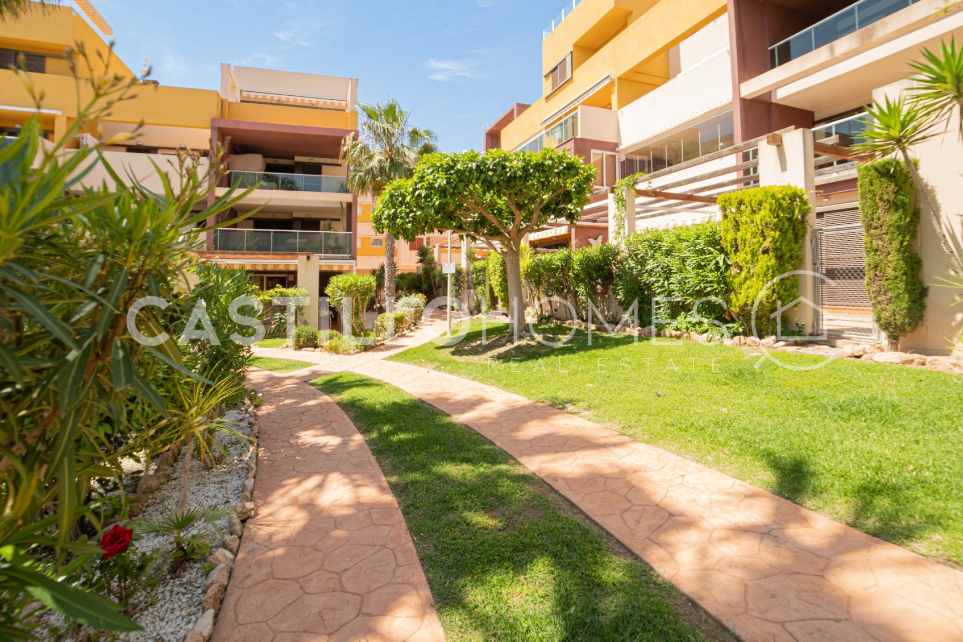 Wiederverkauf - Apartment -
Orihuela Costa - Playa Flamenca