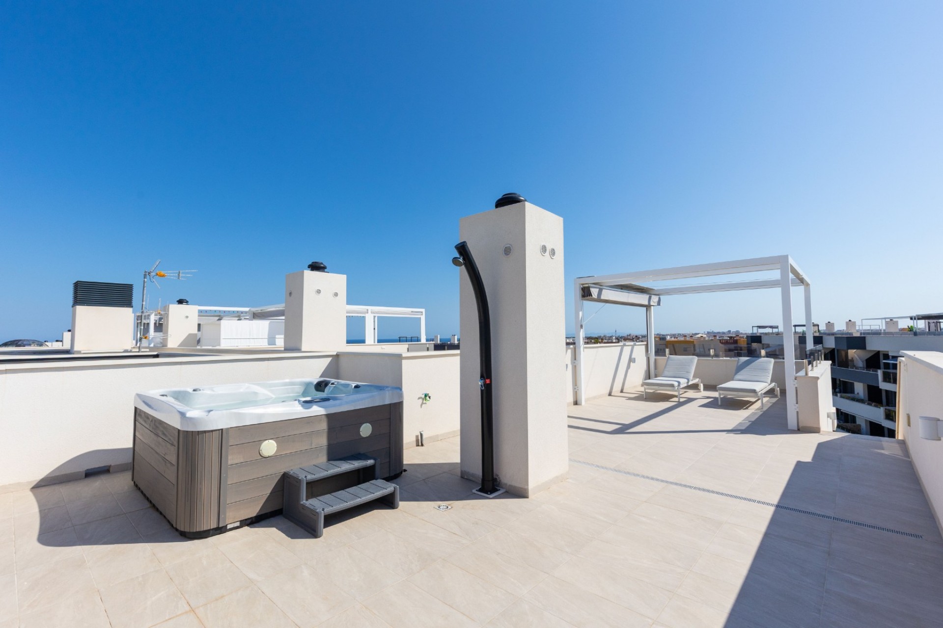 Wiederverkauf - Apartment -
Orihuela Costa - Playa Flamenca