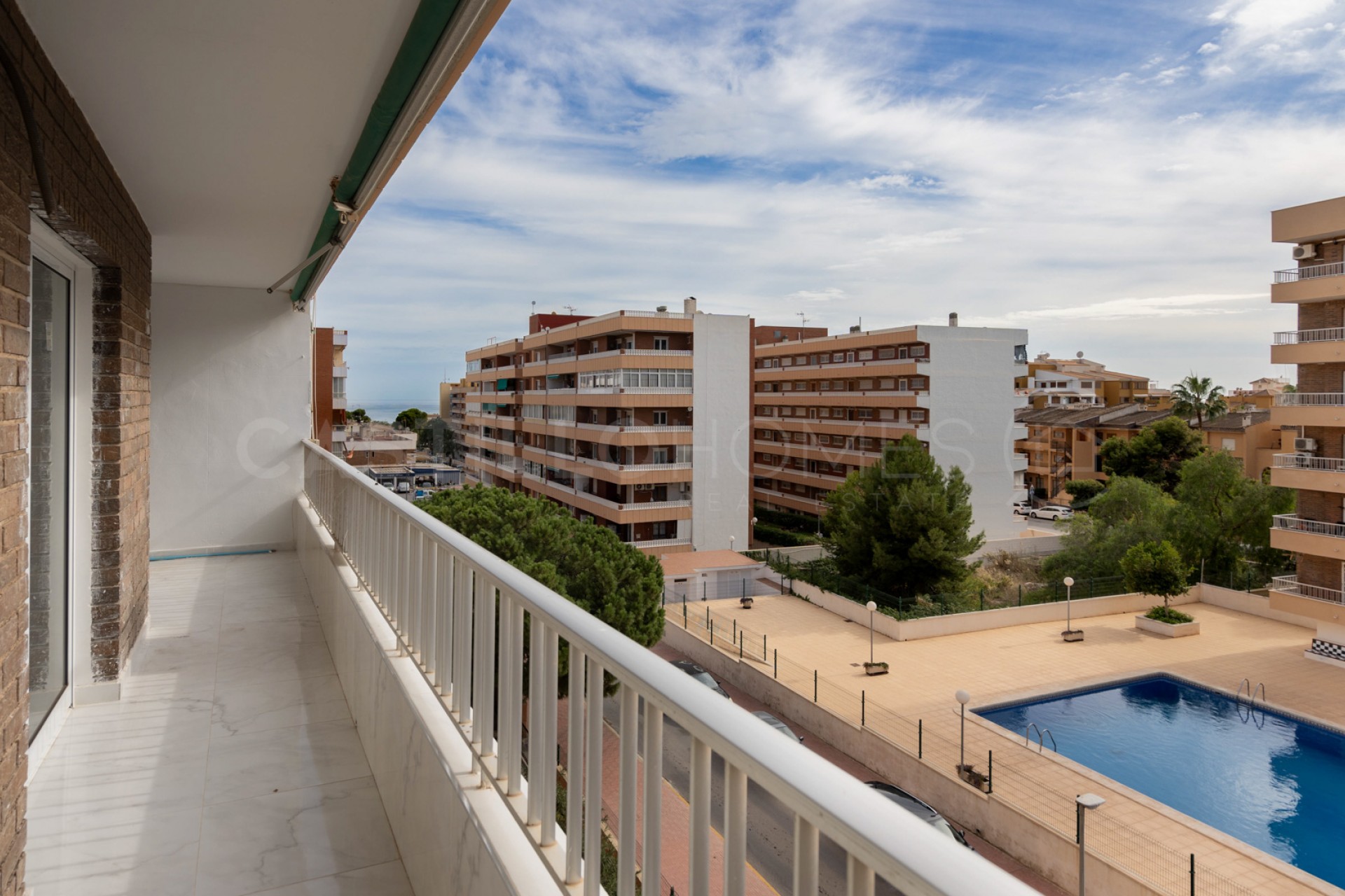 Wiederverkauf - Apartment -
Orihuela Costa - Punta Prima