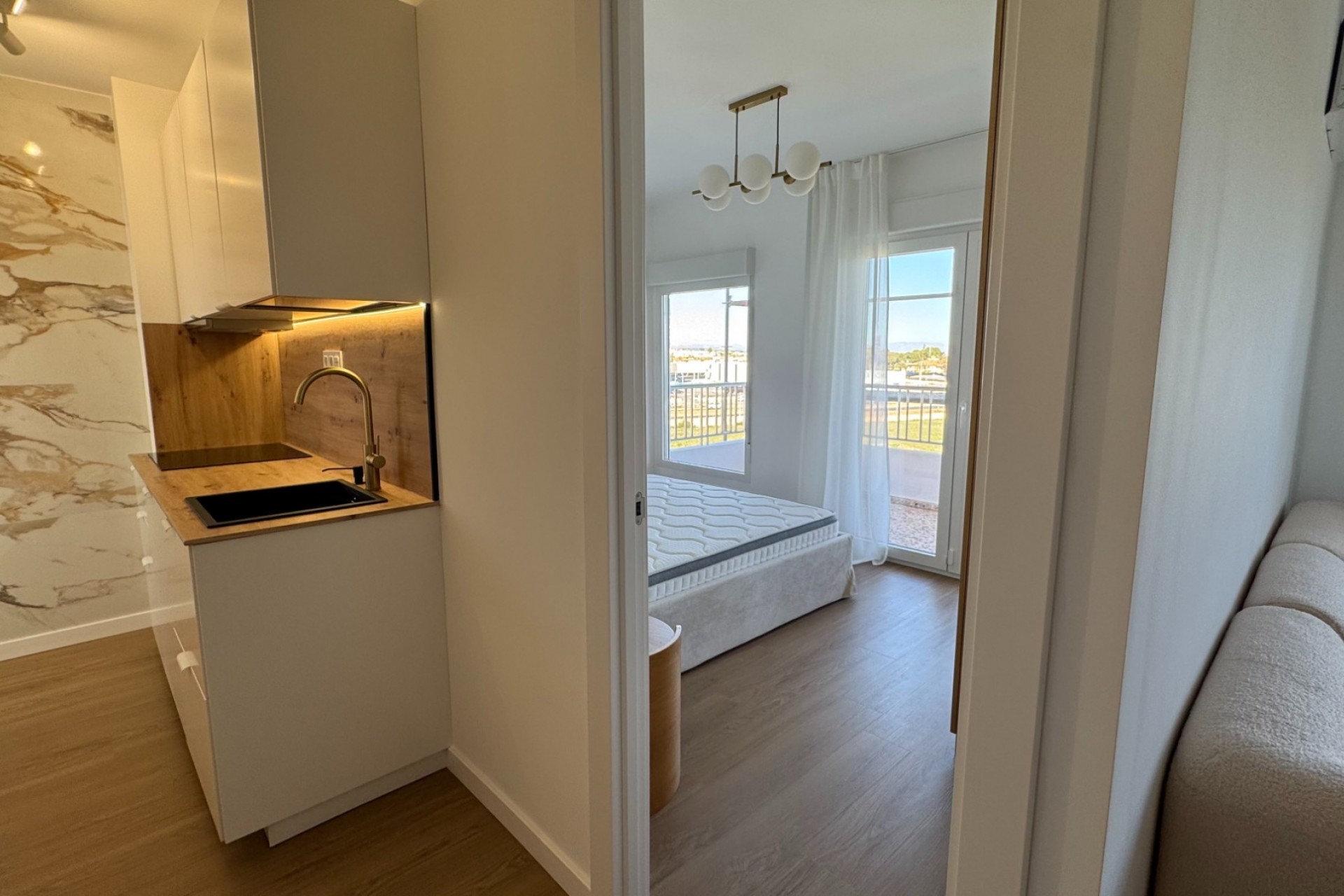 Wiederverkauf - Apartment -
Orihuela Costa - Punta Prima