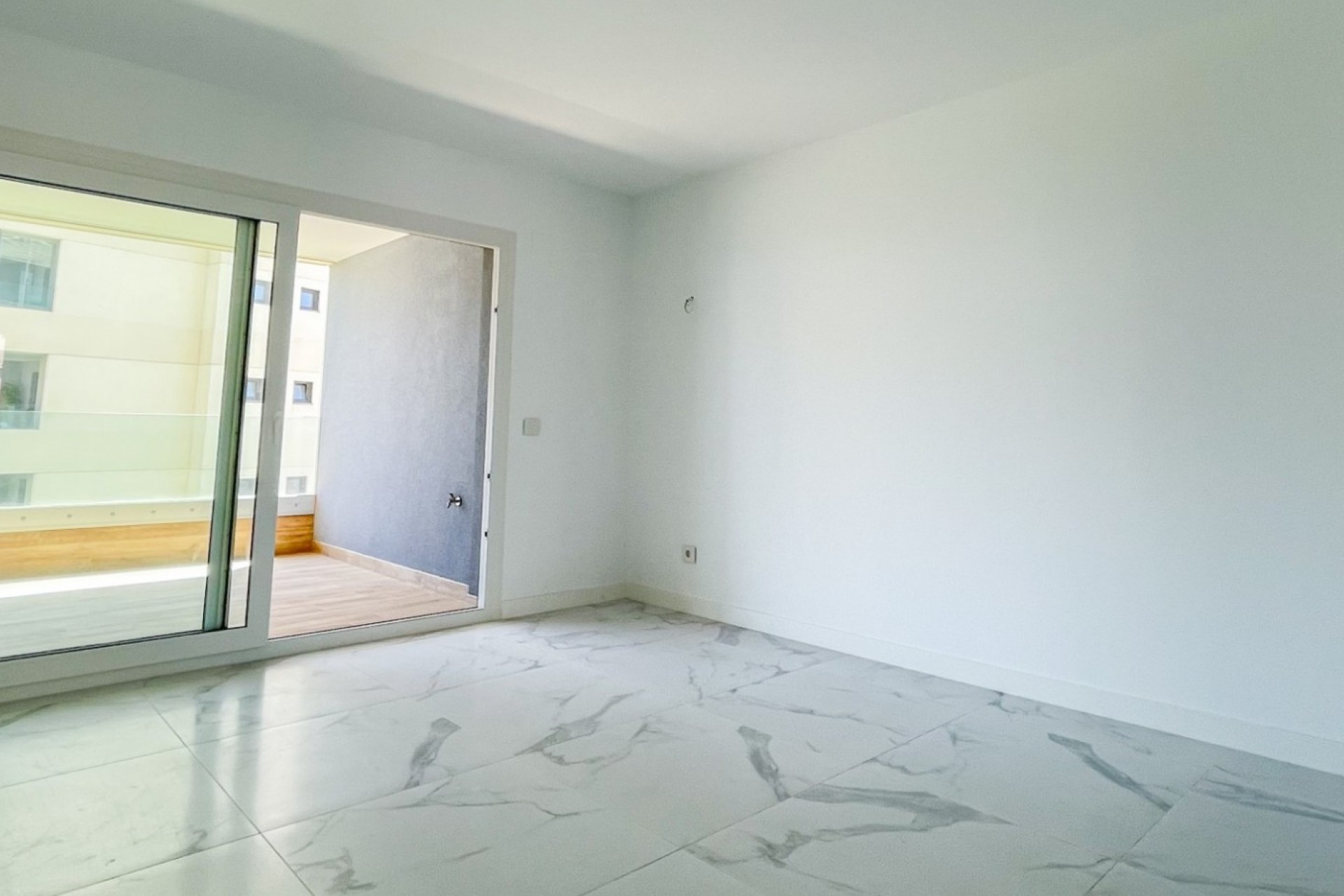 Wiederverkauf - Apartment -
Orihuela Costa - Punta Prima