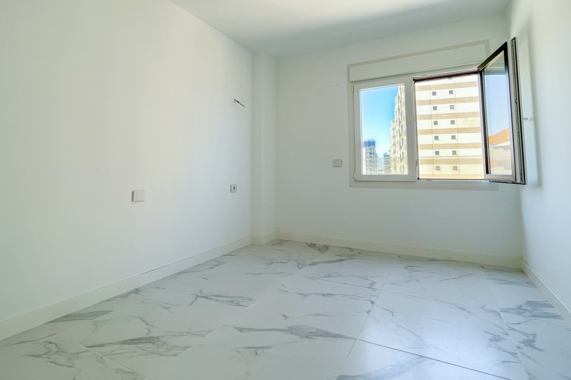 Wiederverkauf - Apartment -
Orihuela Costa - Punta Prima
