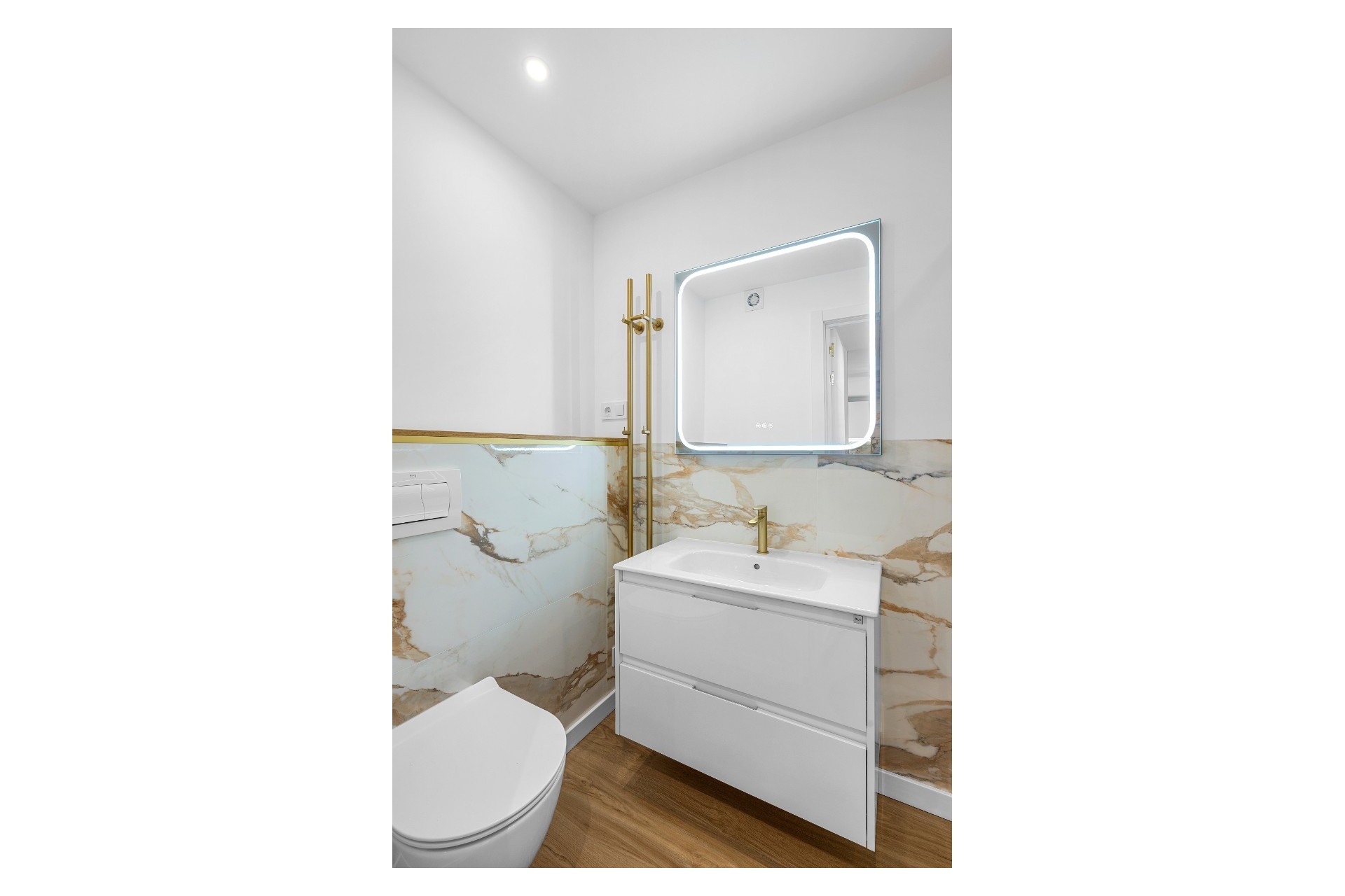 Wiederverkauf - Apartment -
Orihuela Costa - Punta Prima