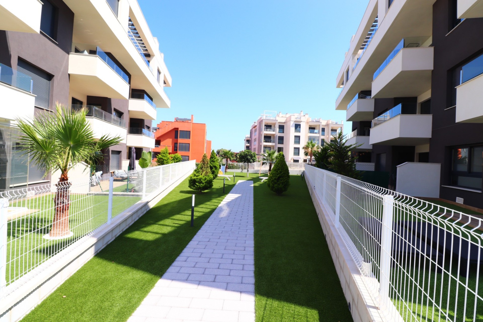 Wiederverkauf - Apartment -
Orihuela Costa - Villamartín