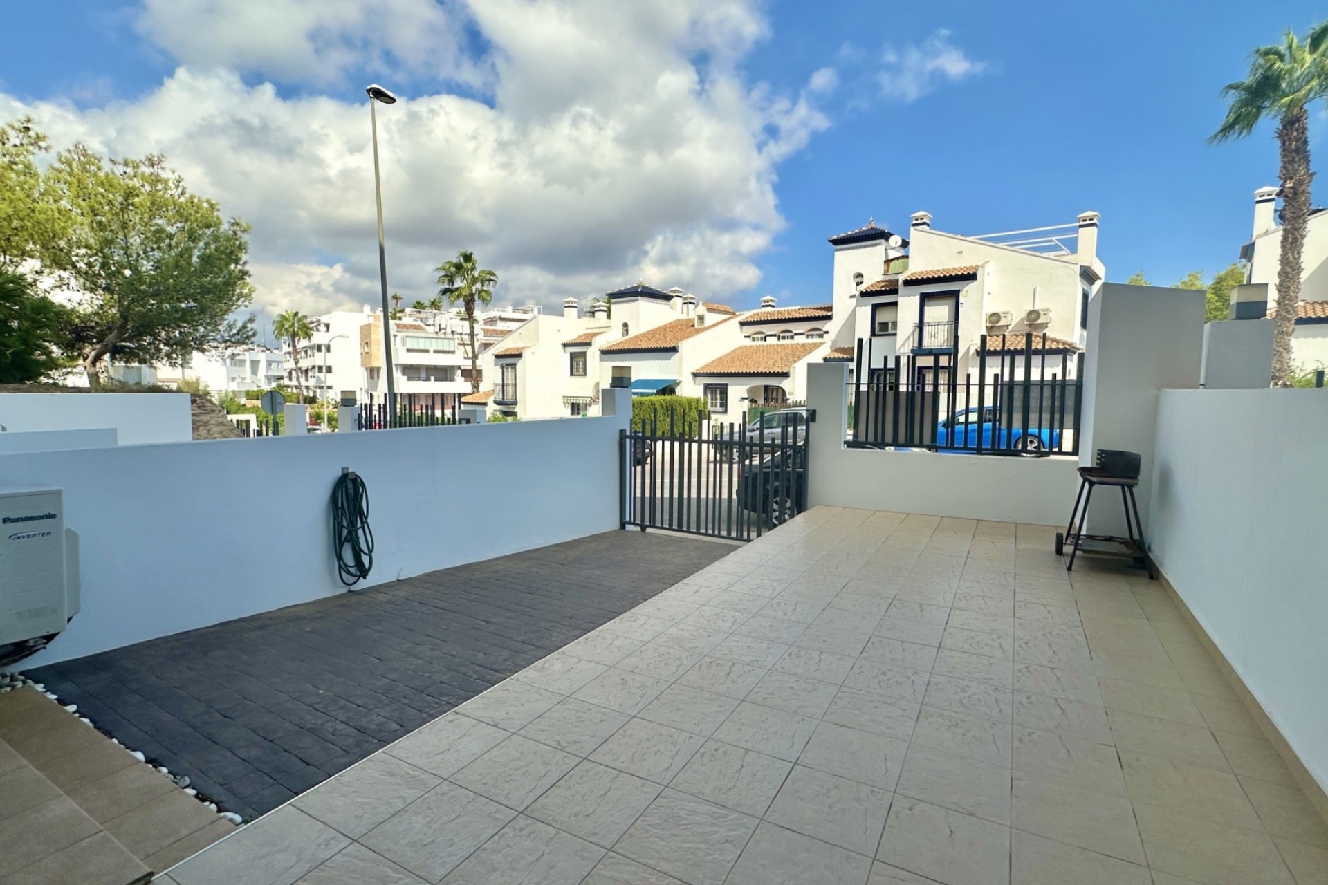 Wiederverkauf - Apartment -
Orihuela Costa - Villamartín