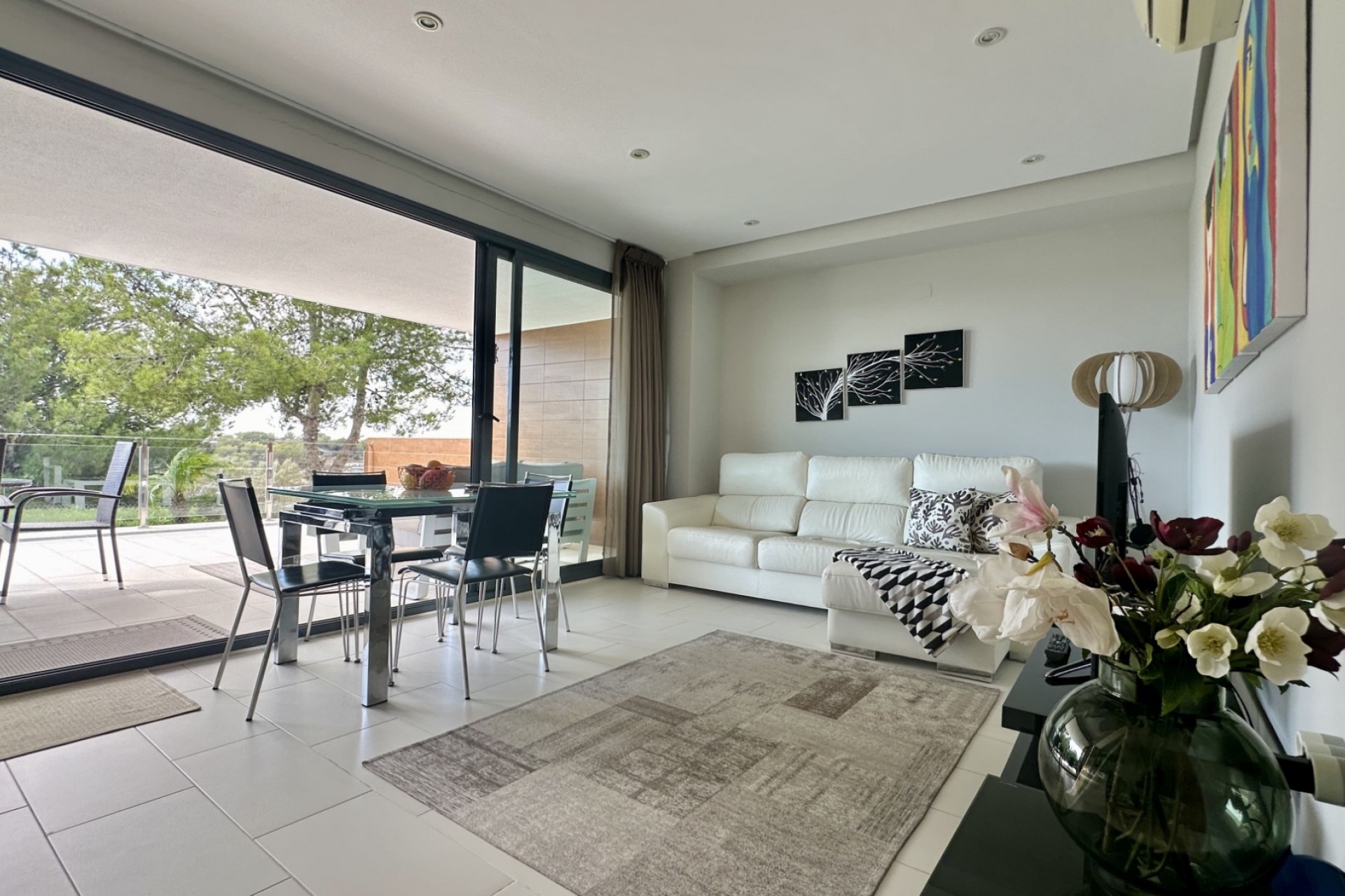 Wiederverkauf - Apartment -
Orihuela Costa - Villamartín